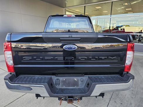Used 2022 Ford F250 XL w/ Power Equipment Group image 8