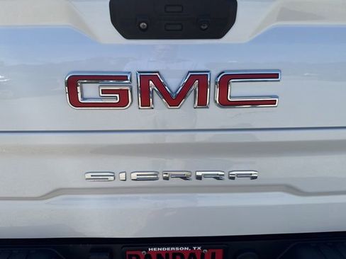 Used 2022 GMC Sierra 1500 SLT w/ SLT Premium Plus Package AWD/4WD image 36