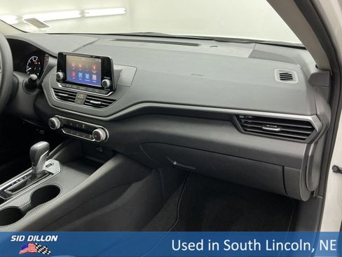 Used 2024 Nissan Altima 2.5 S image 24