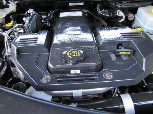 Used 2022 RAM 2500 Laramie AWD/4WD image 39