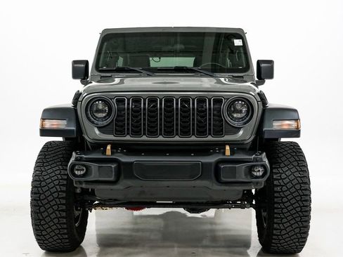 Used 2018 Jeep Wrangler Unlimited Sport S image 5