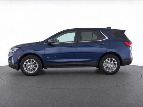 Used 2023 Chevrolet Equinox LT FWD image 4