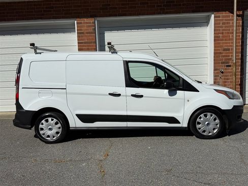 Used 2020 Ford Transit Connect XL image 21