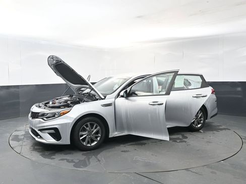 Used 2019 Kia Optima LX image 31