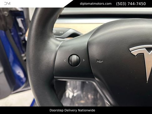 Used 2018 Tesla Model 3 Long Range image 28