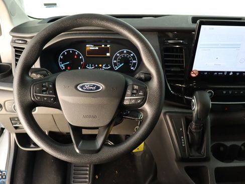 Used 2023 Ford Transit 350 XLT image 17