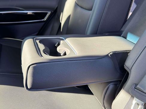 New 2026 Genesis GV70 2.5T AWD/4WD image 9