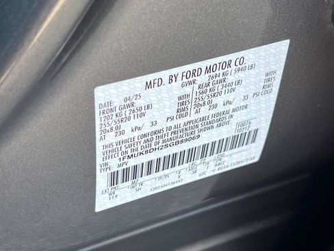 Used 2025 Ford Explorer Active w/ Active Comfort Package image 29