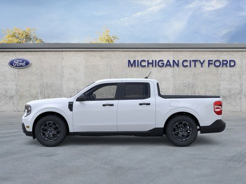 New 2025 Ford Maverick XLT w/ Equipment Group 301A AWD/4WD image 3