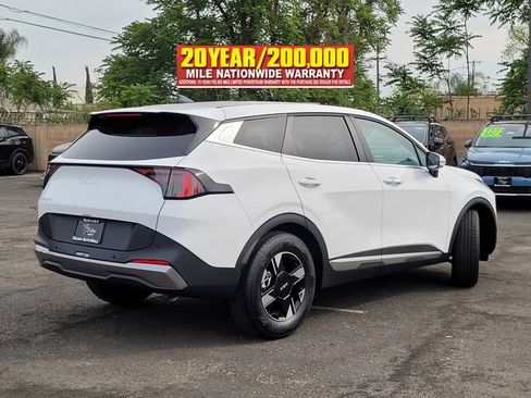 New 2026 Kia Sportage LX w/ LX Convenience Package FWD image 4