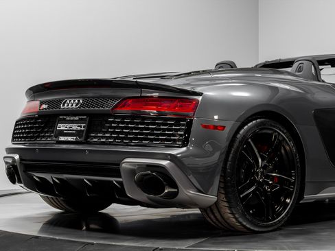 Used 2022 Audi R8 V10 performance image 15