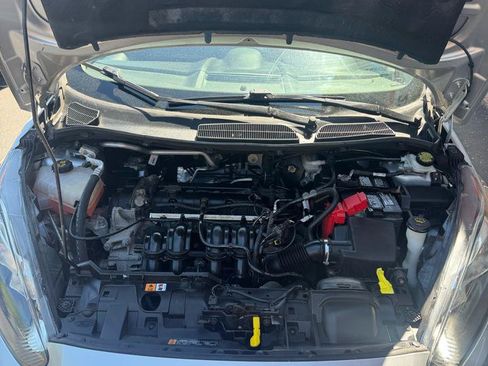 Used 2017 Ford Fiesta SE w/ Cold Weather Package FWD image 16