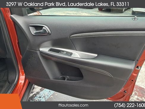 Used 2012 Dodge Journey Crew w/ Driver Convenience Group FWD image 20