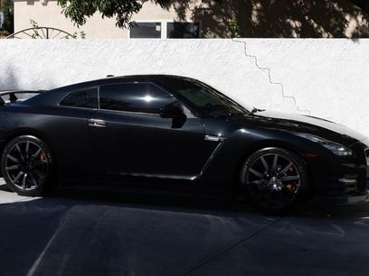 Used 2014 Nissan GT-R Premium