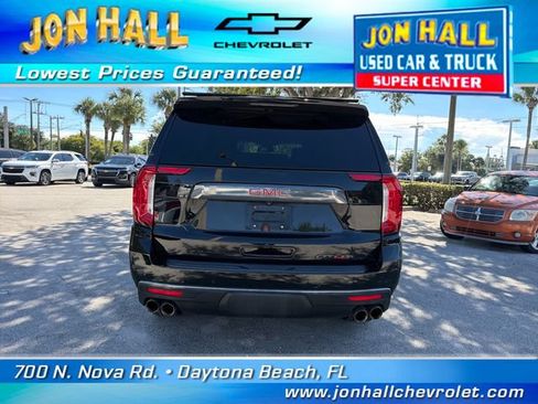 Used 2023 GMC Yukon AT4 w/ Technology Package AWD/4WD image 8