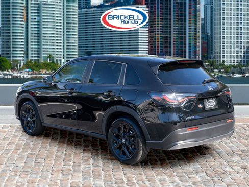 Certified 2024 Honda HR-V Sport image 7