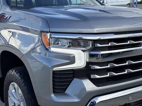 Used 2024 Chevrolet Silverado 1500 LTZ AWD/4WD image 5