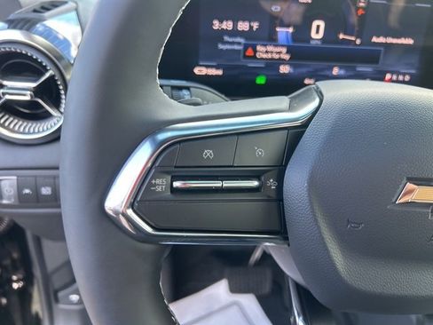 New 2026 Chevrolet Blazer EV LT image 18