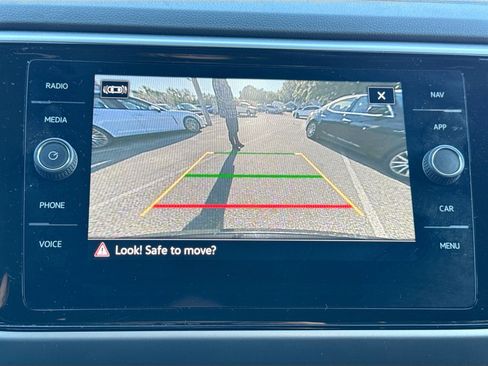 Used 2023 Volkswagen Atlas Cross Sport SEL Premium R-Line image 34