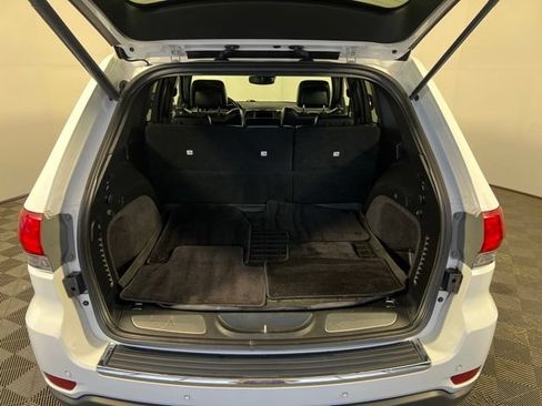 Certified 2018 Jeep Grand Cherokee Limited AWD/4WD image 14