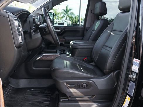 Used 2021 GMC Sierra 3500 Denali w/ Denali Ultimate Package image 20