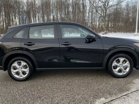 Certified 2024 Honda HR-V LX image 10