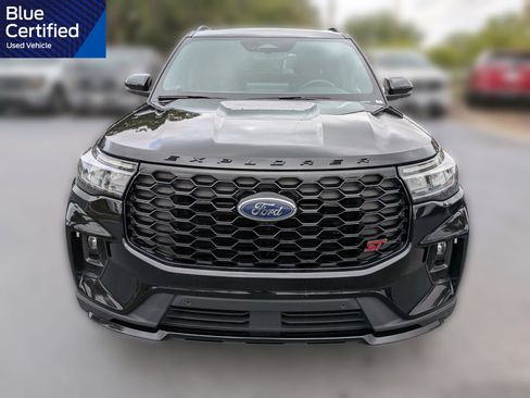 Used 2025 Ford Explorer ST AWD/4WD image 10