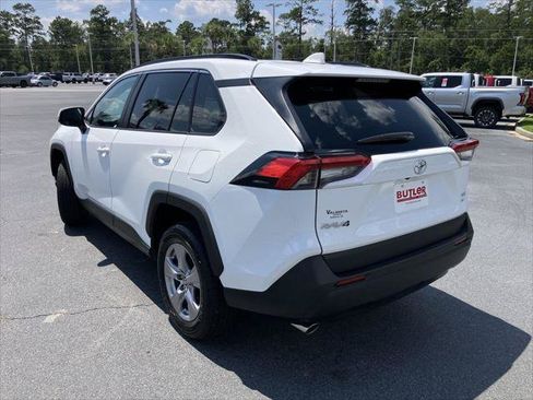 Certified 2025 Toyota RAV4 XLE AWD/4WD image 3