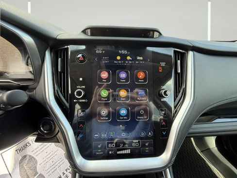 Used 2023 Subaru Outback Limited image 15