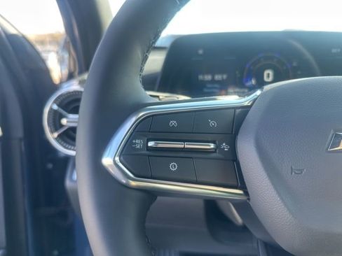 New 2026 Chevrolet Equinox LT w/ Safety and Technology Package image 19