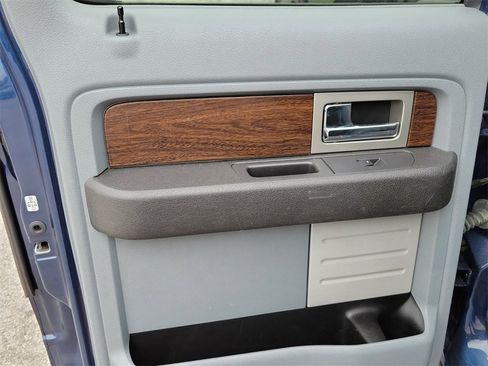 Used 2013 Ford F150 Lariat w/ Luxury Equipment Group image 12