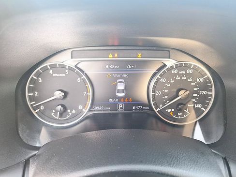 Certified 2025 Nissan Altima 2.5 SV FWD image 14