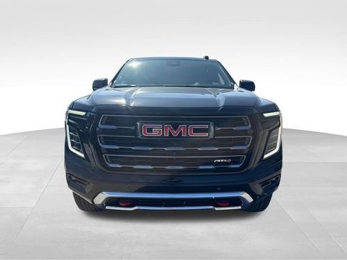 New 2026 GMC Yukon XL AT4 w/ AT4 Premium Plus Package AWD/4WD image 8