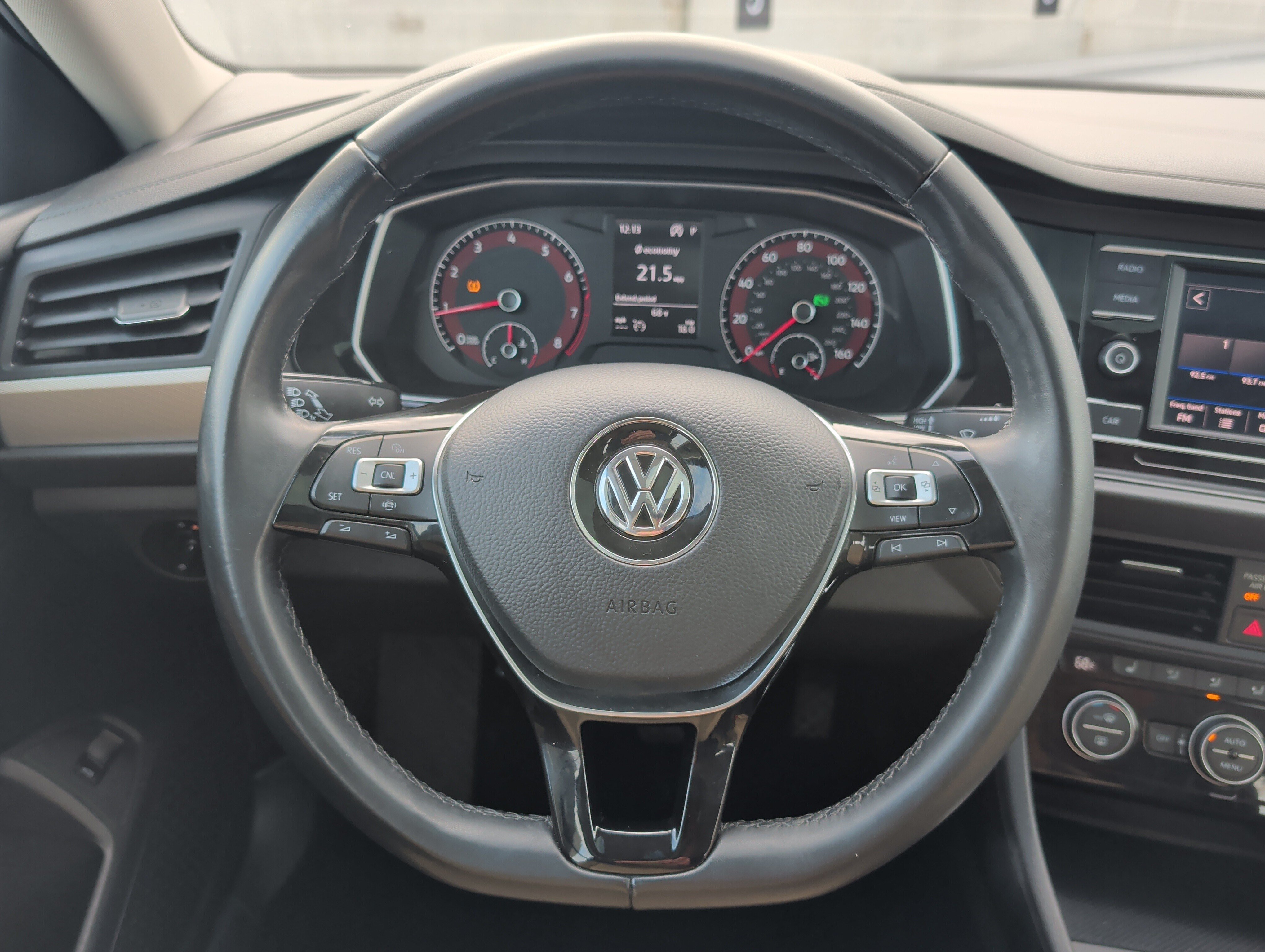 Used 2019 Volkswagen Jetta SE FWD image 21