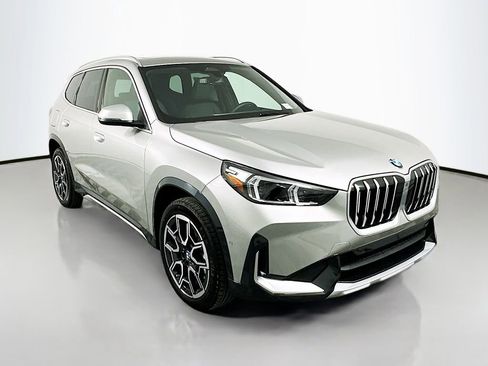 Used 2025 BMW X1 xDrive28i w/ Convenience Package image 3