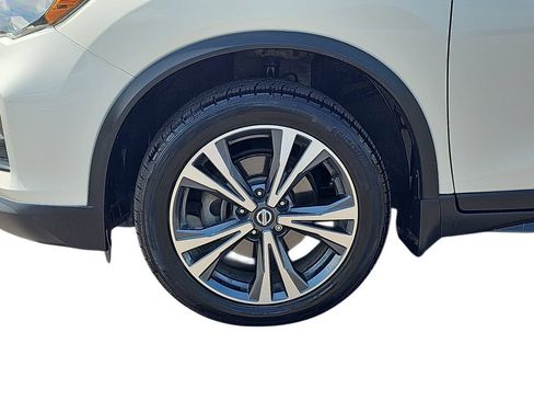 Used 2019 Nissan Rogue SV w/ Sun & Sound Touring Package FWD image 31