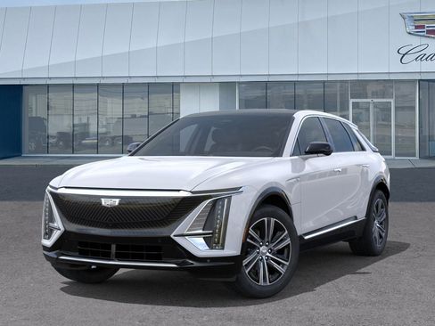 New 2026 Cadillac Lyriq Luxury image 6