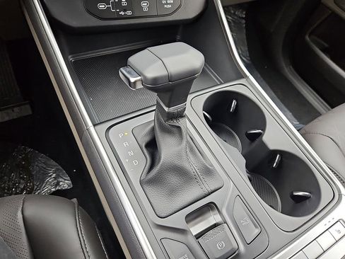 New 2026 Kia Carnival LXS image 11