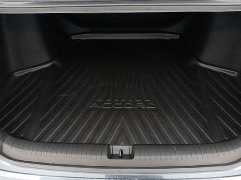 Used 2023 Honda Accord LX image 9