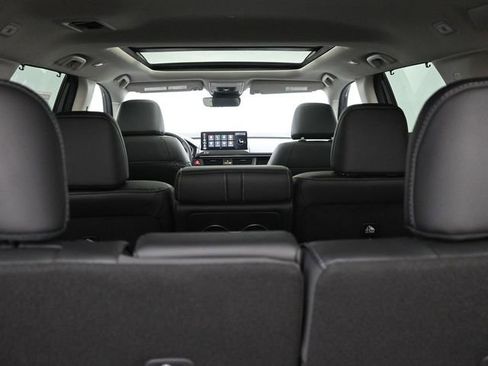 New 2026 Honda Pilot Touring image 37