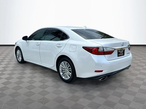 Used 2016 Lexus ES 350 w/ Premium Package w/Wood Trim FWD image 5