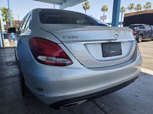 Used 2017 Mercedes-Benz C 300 Sedan image 5