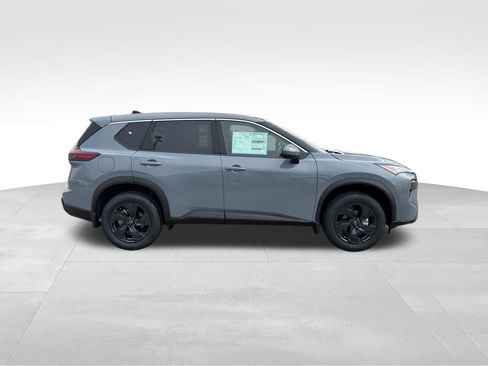 New 2026 Nissan Rogue SV FWD image 5