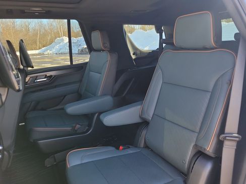 New 2026 GMC Yukon AT4 w/ AT4 Premium Plus Package image 29