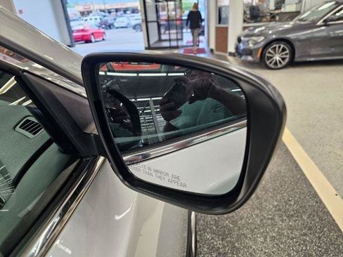 Used 2020 Nissan Rogue S AWD/4WD image 34