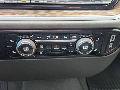 Used 2024 Chevrolet Silverado 1500 LT RWD image 22
