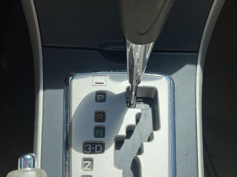Used 2010 Toyota Corolla LE FWD image 14