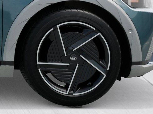 New 2026 Hyundai Ioniq 5 Limited image 8
