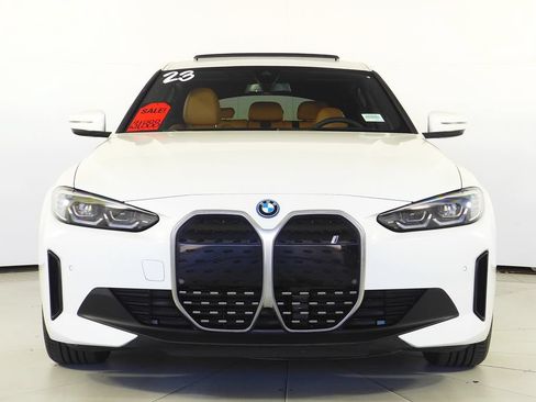 Used 2023 BMW i4 eDrive40 RWD image 3