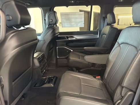 New 2026 Jeep Grand Wagoneer Limited w/ Convenience Group I AWD/4WD image 22